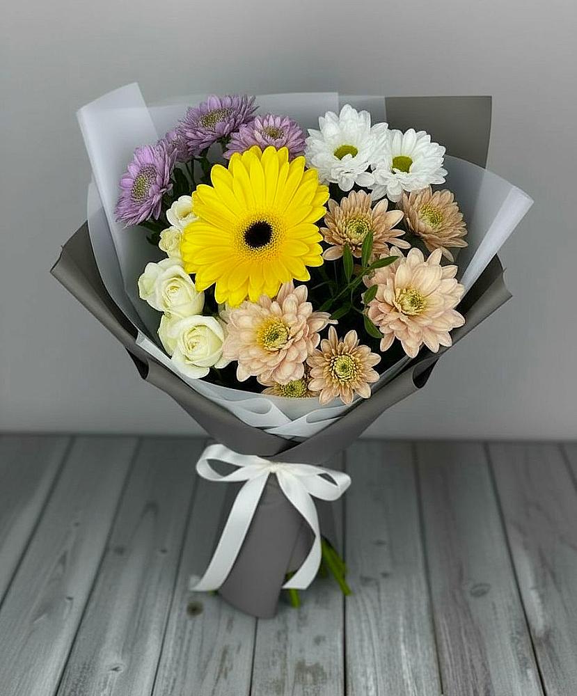 Букет цветов из: Розы, Герберы и Хризантемы в Незлобной
