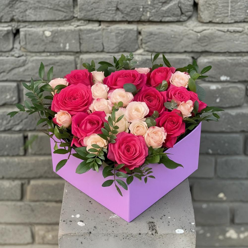 Цветочная композиция из Розы в коробке в Незлобной
