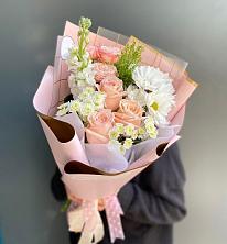 Букет цветов из:  Хризантемы и Розы в Незлобной