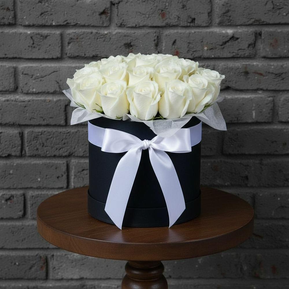 Цветочная композиция из Розы в шляпной коробке в Незлобной